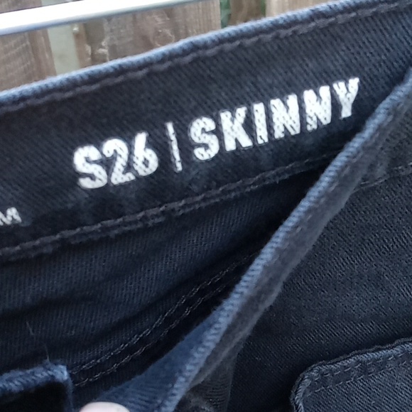 Men's or junior jeans 28-30 good condition black s26- skinny signature by Levi's - Picture 8 of 14